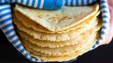 Easy Corn Tortillas Recipe