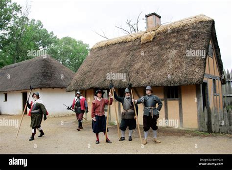 Men in historic costume at Jamestown Settlement Stock Photo - Alamy