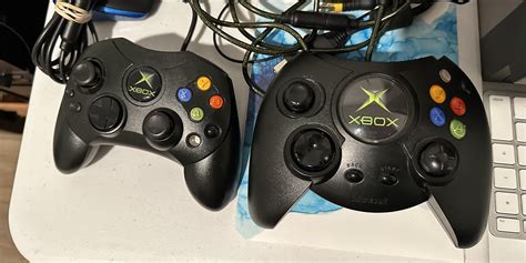 Controller S or Duke? And why? : r/originalxbox