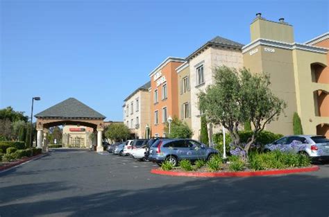 Ayres Hotel Seal Beach (Seal Beach, CA): What to Know BEFORE You Bring Your Family