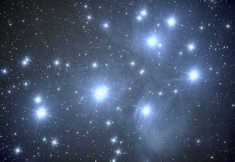 The Incredible Story of the Seven Sisters Constellation (Pleiades) - Universavvy