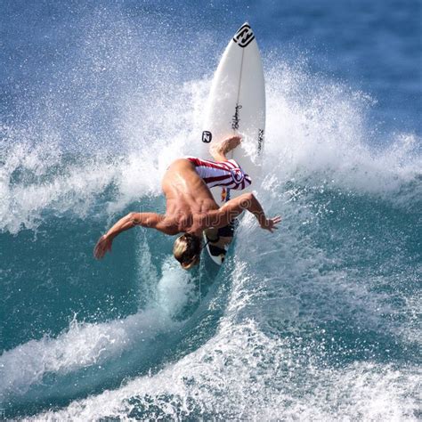 Andy Irons Pro surfer. This is the 3x world champ Andy Irons surfing in ...