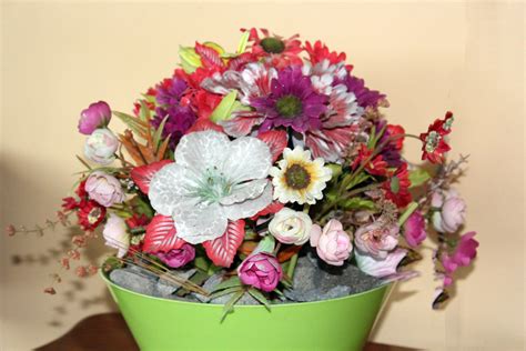 Flower Vase 2 Free Stock Photo - Public Domain Pictures