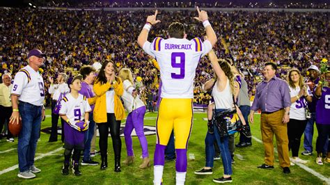 LSU's Joe Burrow has a potential gold mine with his Burreaux jersey