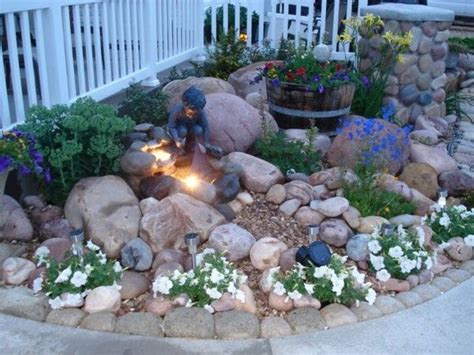 15+ Sorprendentes Ideas para Decorar con Rocas Backyard Rock Garden, Rockery Garden, Rock Garden ...