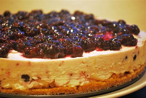 Blackcurrant cheesecake – no bake! – Dad in the Kitchen