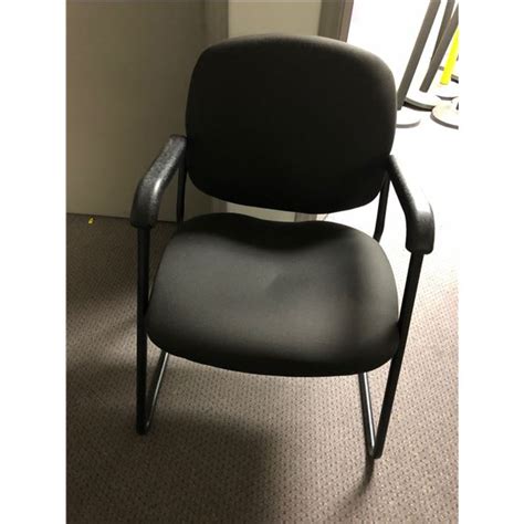 Large group of assorted Uline office chairs - approx 18 pcs