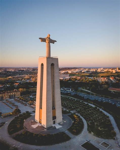 Santuario Nacional de Cristo Rei Lisboa - Visit the Highest Point of Lisbon