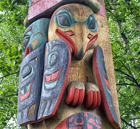 Double Raven Totem Photograph by Linda Morland