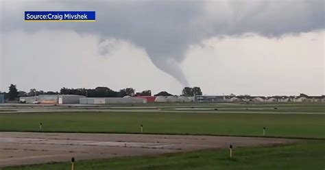 National Weather Service Confirms Tornado Touched Down In Waukegan - CBS Chicago