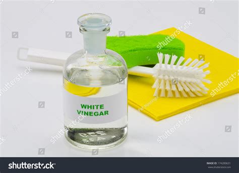 1,643 White vinegar cleaning Images, Stock Photos & Vectors | Shutterstock