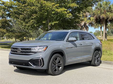 Competitive Review: Volkswagen Atlas Cross Sport | GM-Trucks.com