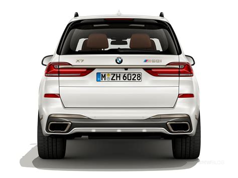 WORLD PREMIERE: 2020 BMW X7 M50i -- The Most Powerful X7