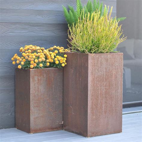 Oakmont Steel Planters - Tower - Bold MFG & Supply | Steel planters, Planters, Planter pots outdoor