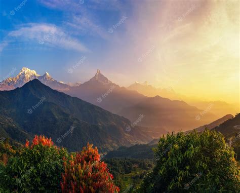 Premium Photo | Colorful sunrise over Himalaya mountains in Nepal