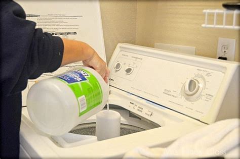 Add white vinegar to your laundry for these unexpected benefits. I never knew this! | Vinagre ...