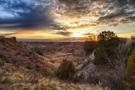 Sunrise in the Badlands - Photo - Shop North Dakota