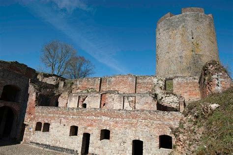 Château-Fort de Guise - (2017) Ce qu'il faut savoir pour votre visite - TripAdvisor