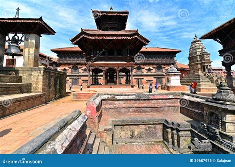 Hindu Temple in Bhaktapur, Nepal Editorial Image - Image of ancient, heritage: 39687975