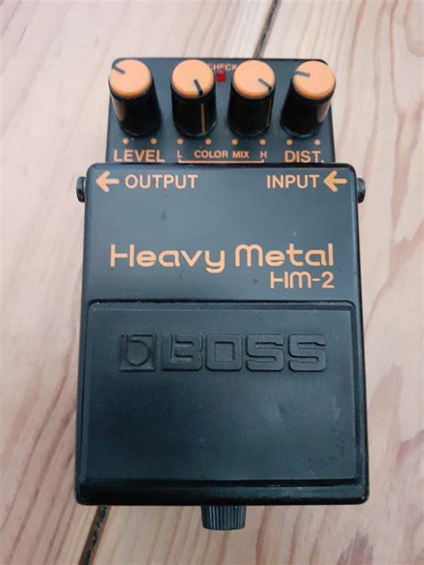 HM-2 Heavy Metal - Boss HM-2 Heavy Metal - Audiofanzine