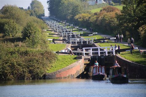 Top 5 Canal Boat Holidays on the K&A - Drifters