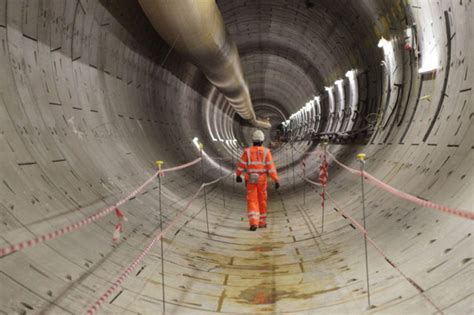 Pictures: first Crossrail tunnel from Royal Oak to Farringdon completed ...