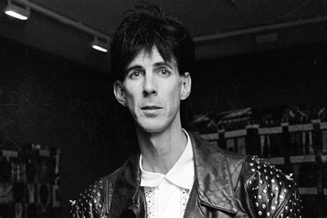 Ric Ocasek, Cars Singer Who Fused Pop and New Wave, Dead at 75 ...