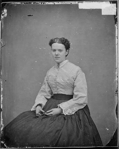 Women of the Civil War - 57 Glamorous Portrait Photos of American Young Ladies around 1863 ...