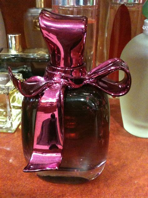 Nina Ricci Ricci Ricci Perfume reviews in Perfume - ChickAdvisor