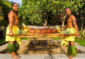 Kalua Pig cooked in an imu (underground oven) #Food #Hawaii | Maui luau ...