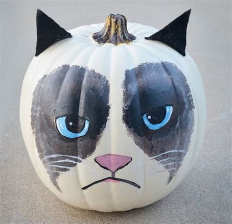 Grumpy Cat Painted Pumpkin | AllFreeHolidayCrafts.com