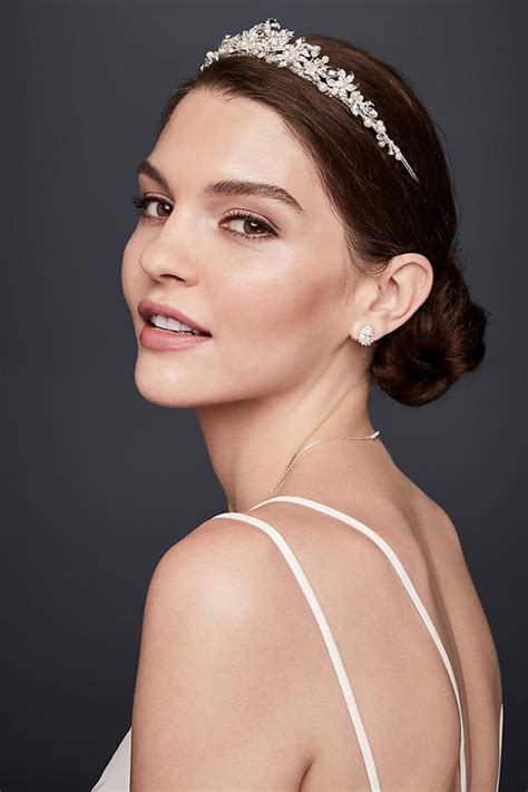 10 wedding crowns and tiaras to make you feel like a queen | CBC Life