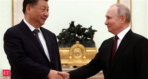 putin: Putin gives Xi Jinping a warm greeting in Moscow, watch! - The ...