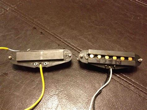 Alnico vs. Ceramic Pickups, What’s the Difference? - Guitar River