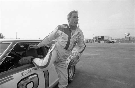 David Pearson, ‘Silver Fox’ of Stock Car Racing, Dies at 83 - The New York Times