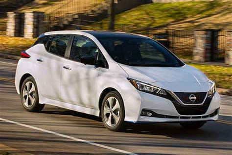 2020 Nissan Leaf Review - Autotrader