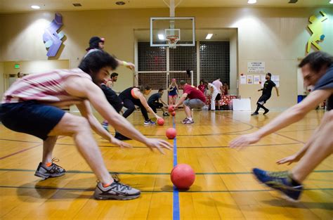 How to Play — Bend Dodgeball