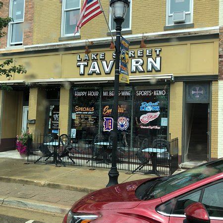 LAKE STREET TAVERN, South Lyon - Menu, Prices & Restaurant Reviews ...