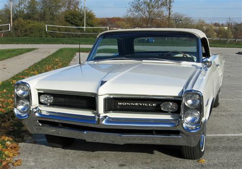 1964 Pontiac Bonneville | Connors Motorcar Company