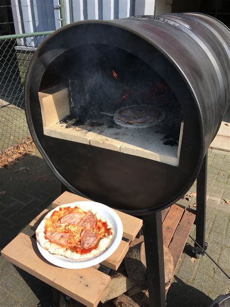 Home made pizza in a oil drum pizza oven! | Beer & Pizza | Pinterest ...