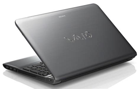 Sony VAIO SVE15125CXS Laptop Computer - SIGMA