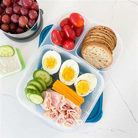 Middle School Lunch Ideas that Pack Well | MOMables