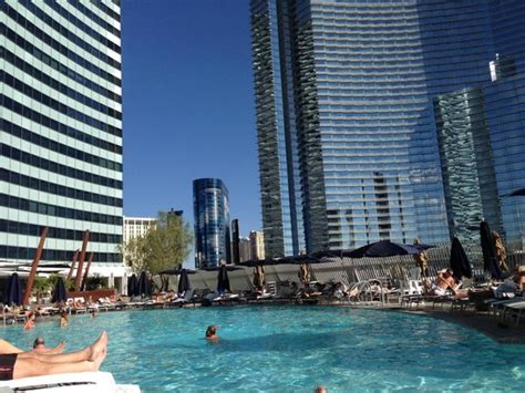 Vdara Pool Scene - Picture of Vdara Hotel & Spa, Las Vegas - TripAdvisor