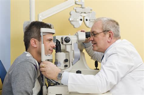 Best Ophthalmologist Fort Myers | Elmquist Eye Group