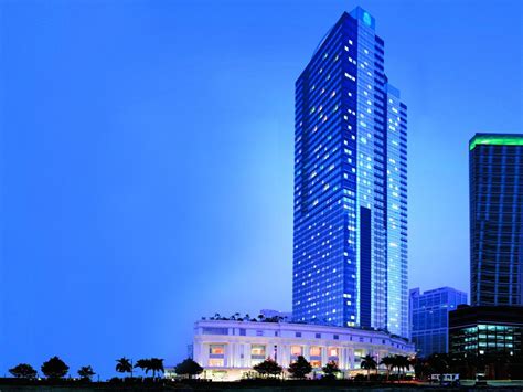 Ritz-Carlton Jakarta - The Skyscraper Center