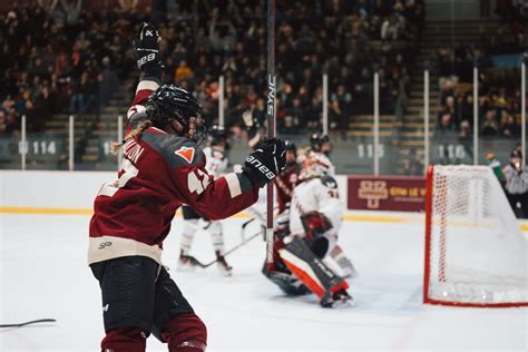 RECAP: Montréal Claims First Place in PWHL Standings, Sets New League Record