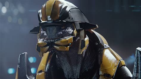 New H2A screenshots: Arbiter in gold armor : halo