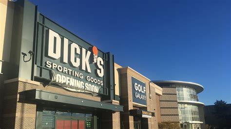 Dick's Sporting Goods, Golf Galaxy open at Southridge Mall