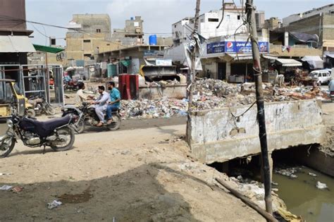 Pakistan’s sprawling Karachi ‘broken’ by monsoon floods | Floods News | Al Jazeera