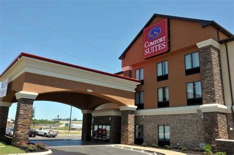 COMFORT SUITES - Updated 2018 Prices & Hotel Reviews (Jackson, TN ...